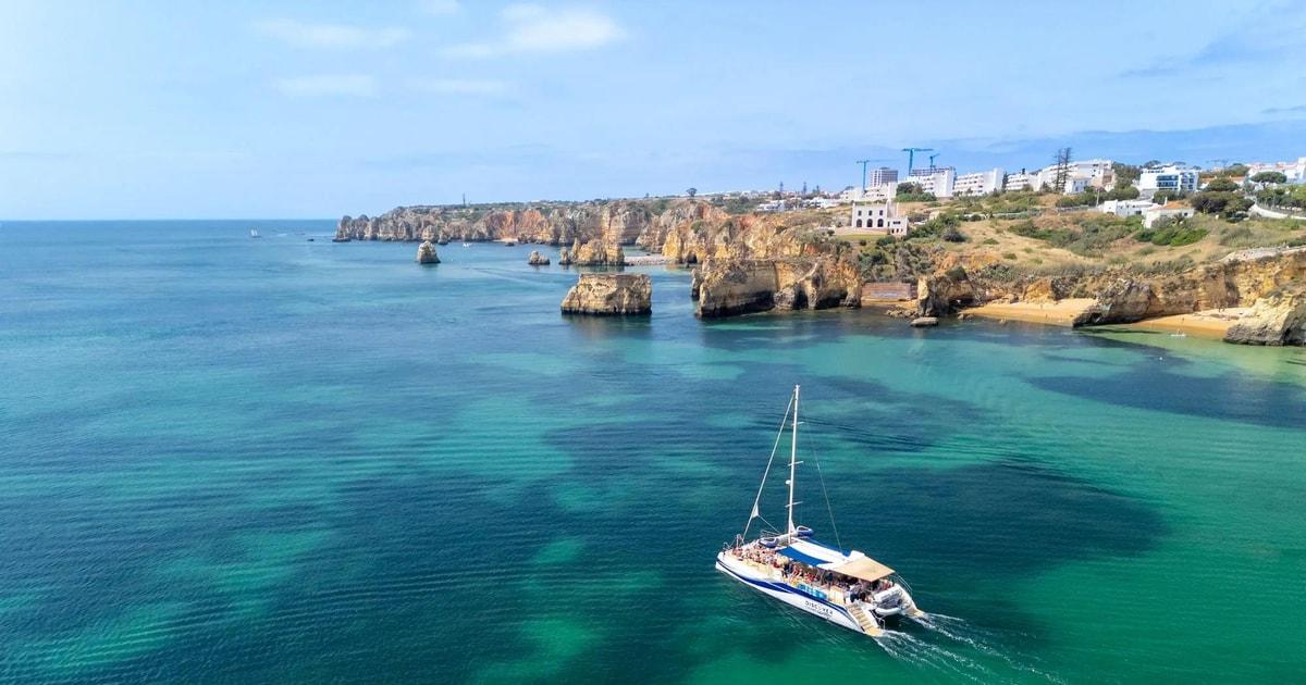 Lagos: Sunset Catamaran Cruise along the Algarve